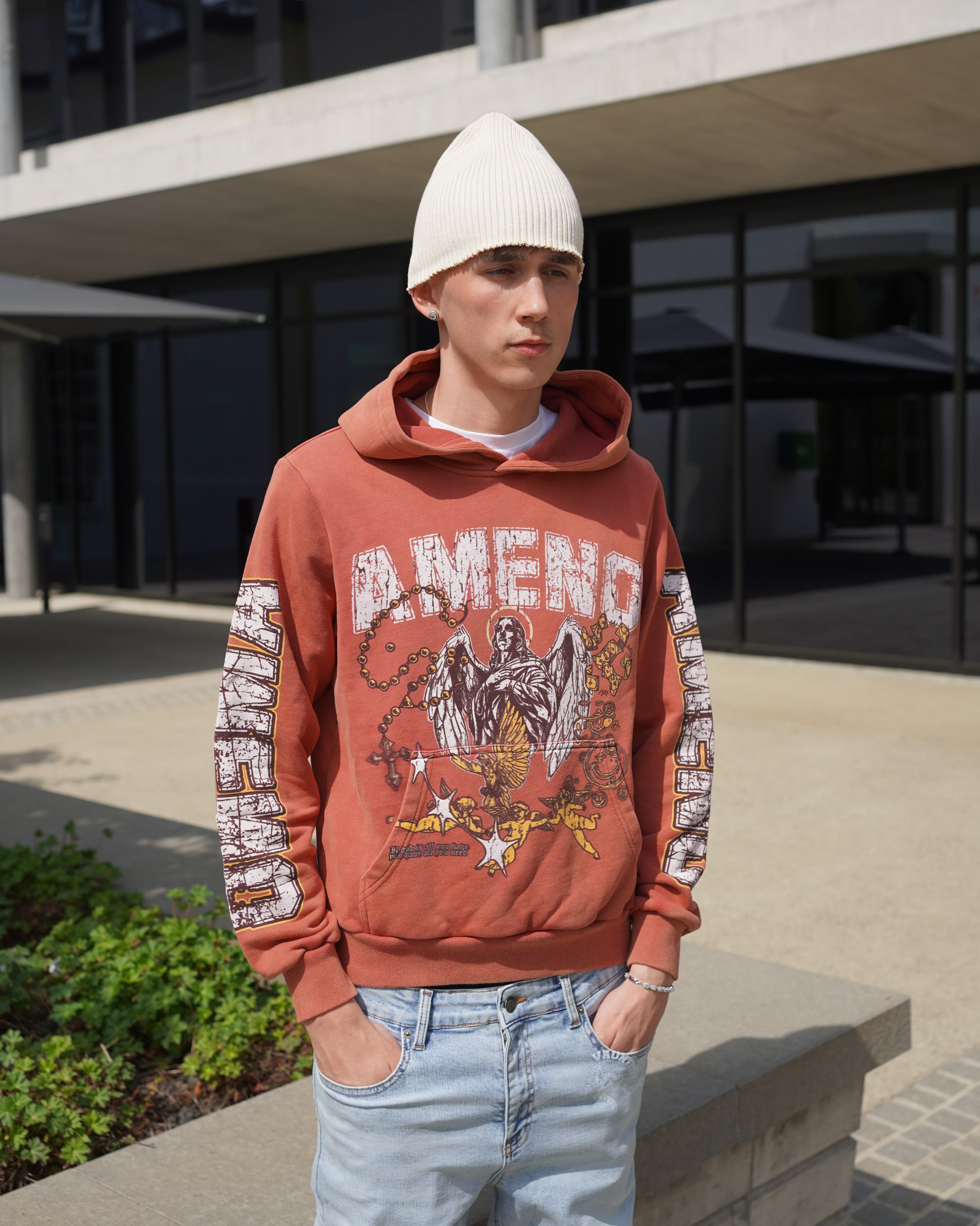 VA One Of One Hoodie "red"